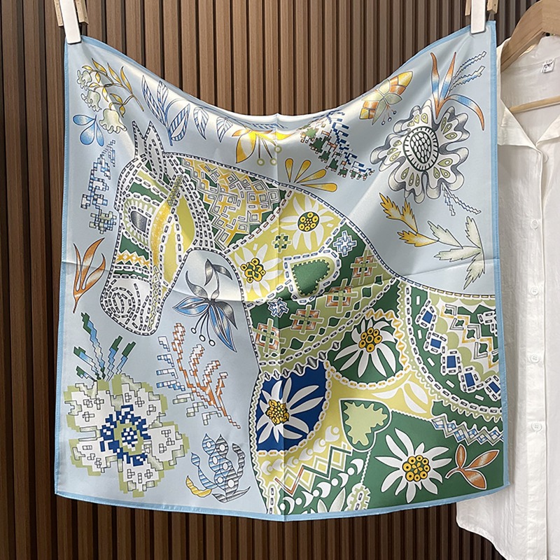 Ethnic Boho Fashion - Yeşil Boho At Desenli Kare Eşarp