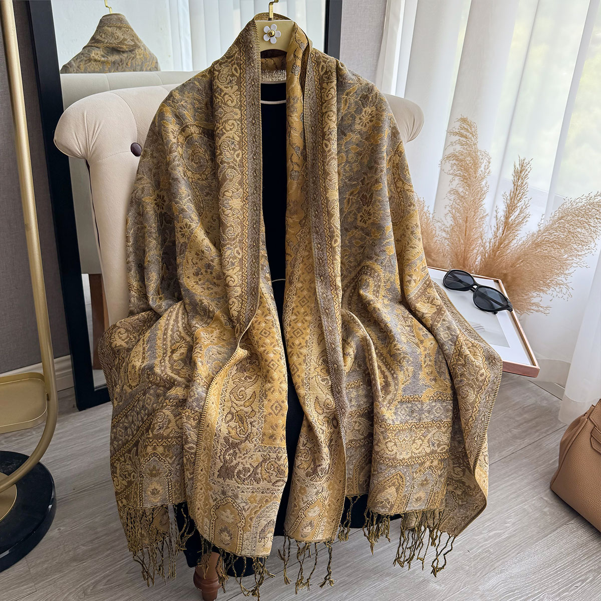 2025Püskül Battaniye Tasarımı  - Winter Ethnic Fashion For Women incelemesi ve fiyatı